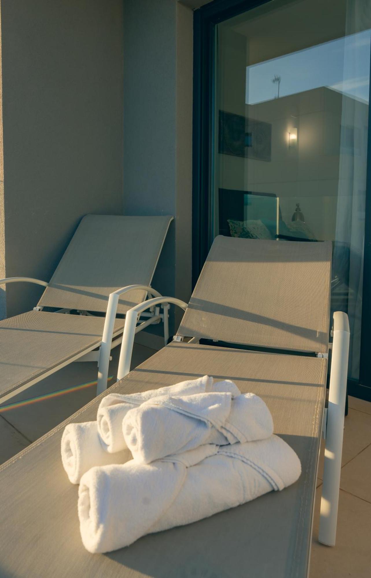 Apartamento Premium Con Jacuzzi Y Vistas Al Mar En Punta Prima, Torrevieja By Rentalole Exteriör bild